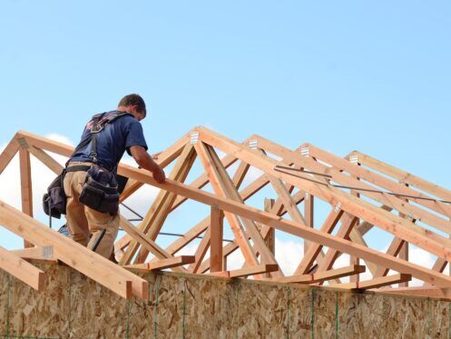 Layout and installation of roof frame on a new residential house