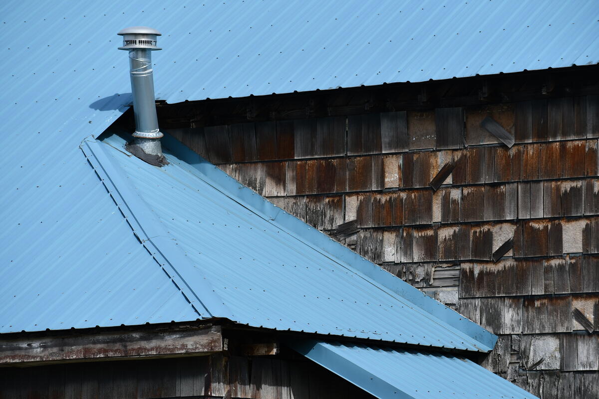 blue metal roofing