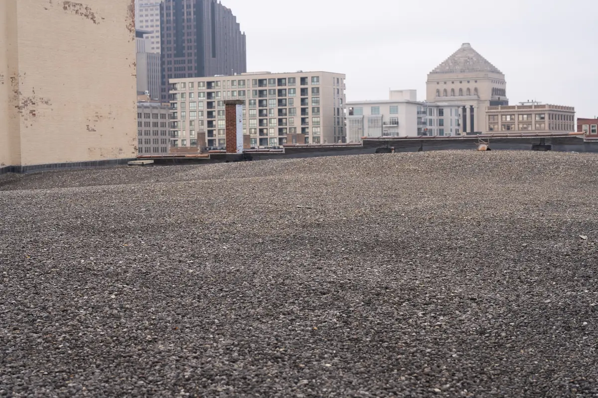 gravel roofing system