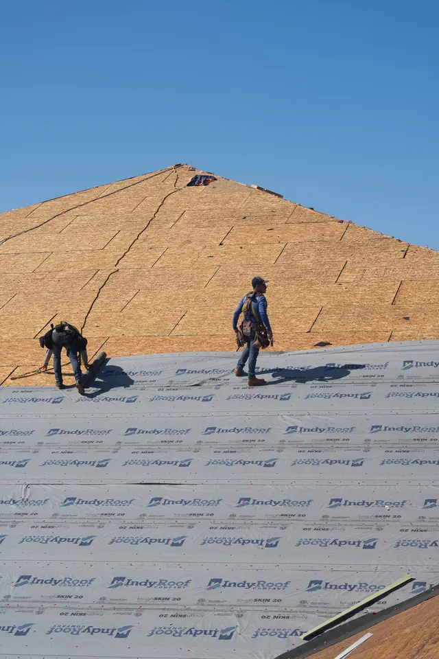 indy roof installing underlayment